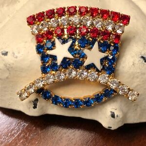 Vintage 1950’s Patriotic Red, Blue, and Gold Brooch